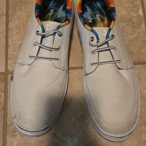 Under Armour Men's White Sneakers with Colorful Lining